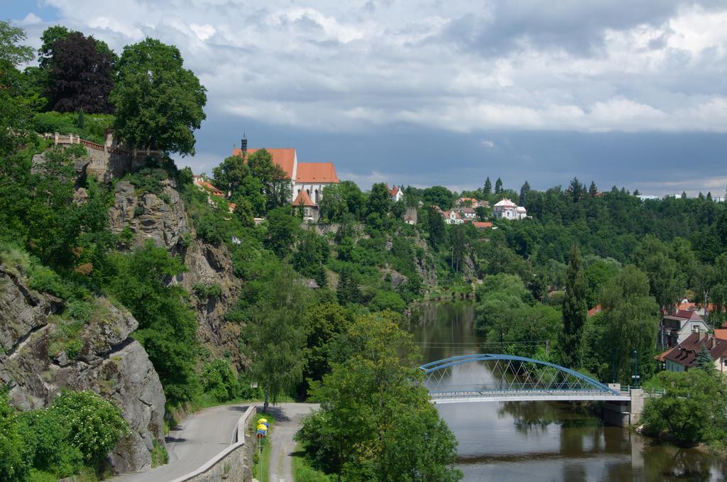 Pstrossova Vila - U Klasterni Zahrady Bechyne Exterior photo